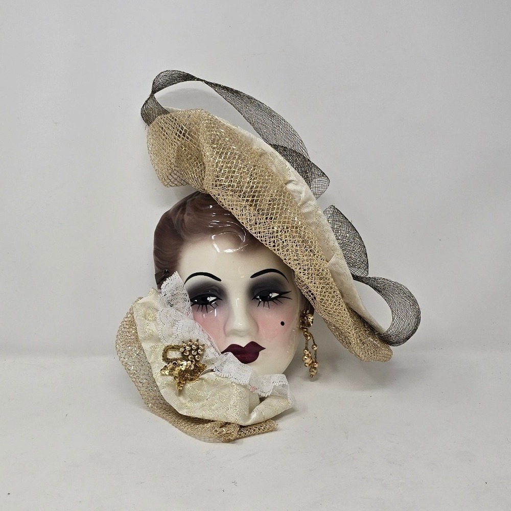 Vtg Unique Creations decorated porcelain‎ lady face mask wall hanging venetian